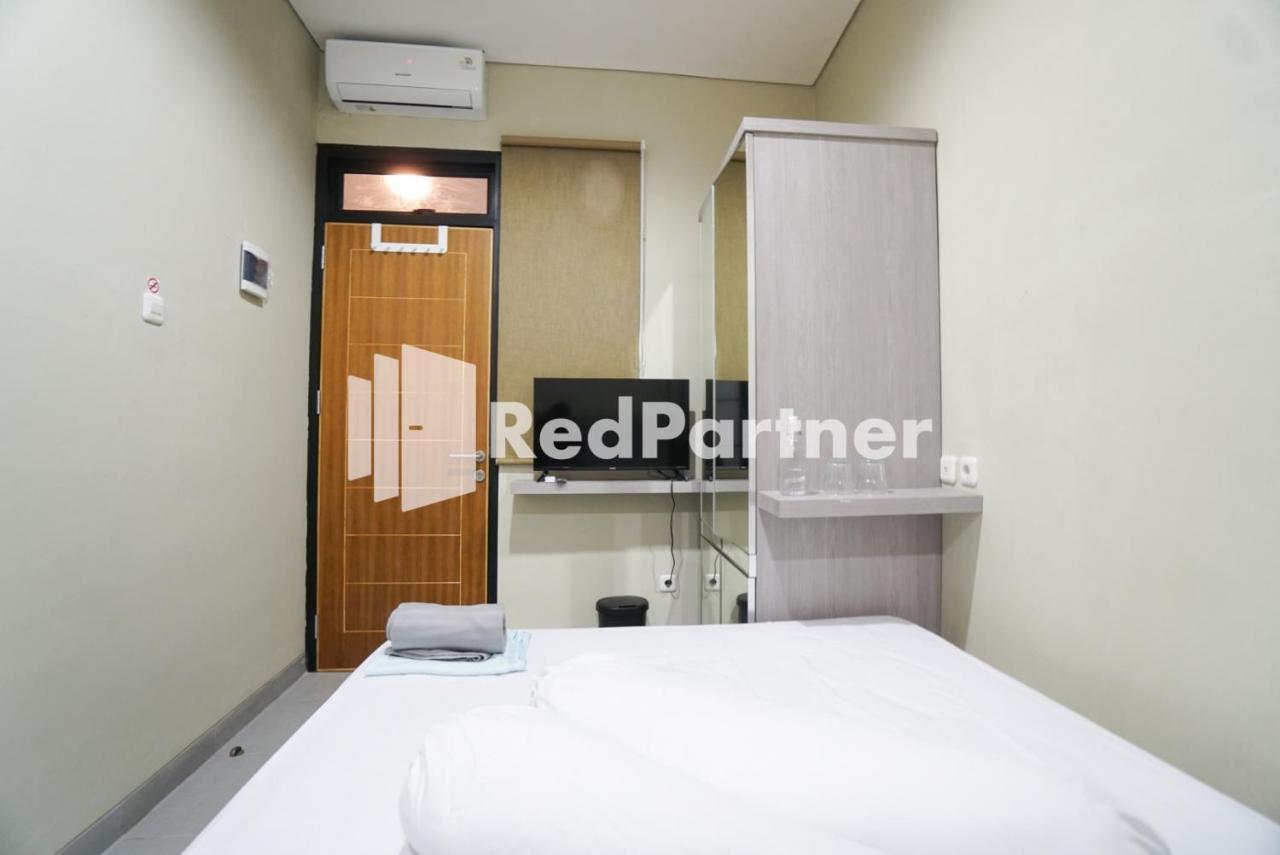 Tomang Gelong Guest House Syariah Mitra Reddoorz 자카르타 외부 사진