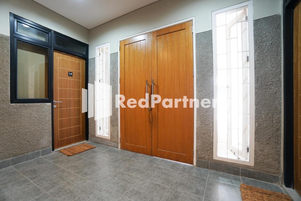Tomang Gelong Guest House Syariah Mitra Reddoorz 자카르타 외부 사진