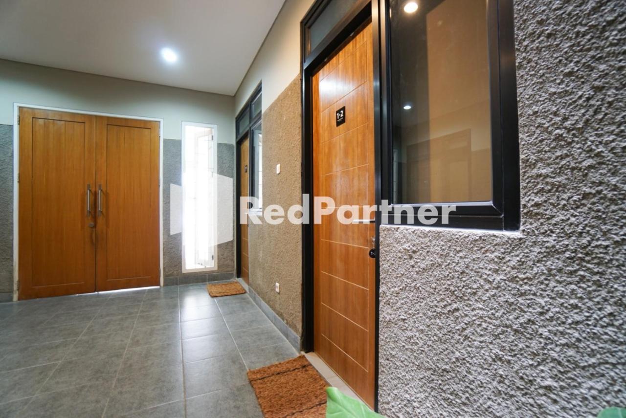 Tomang Gelong Guest House Syariah Mitra Reddoorz 자카르타 외부 사진