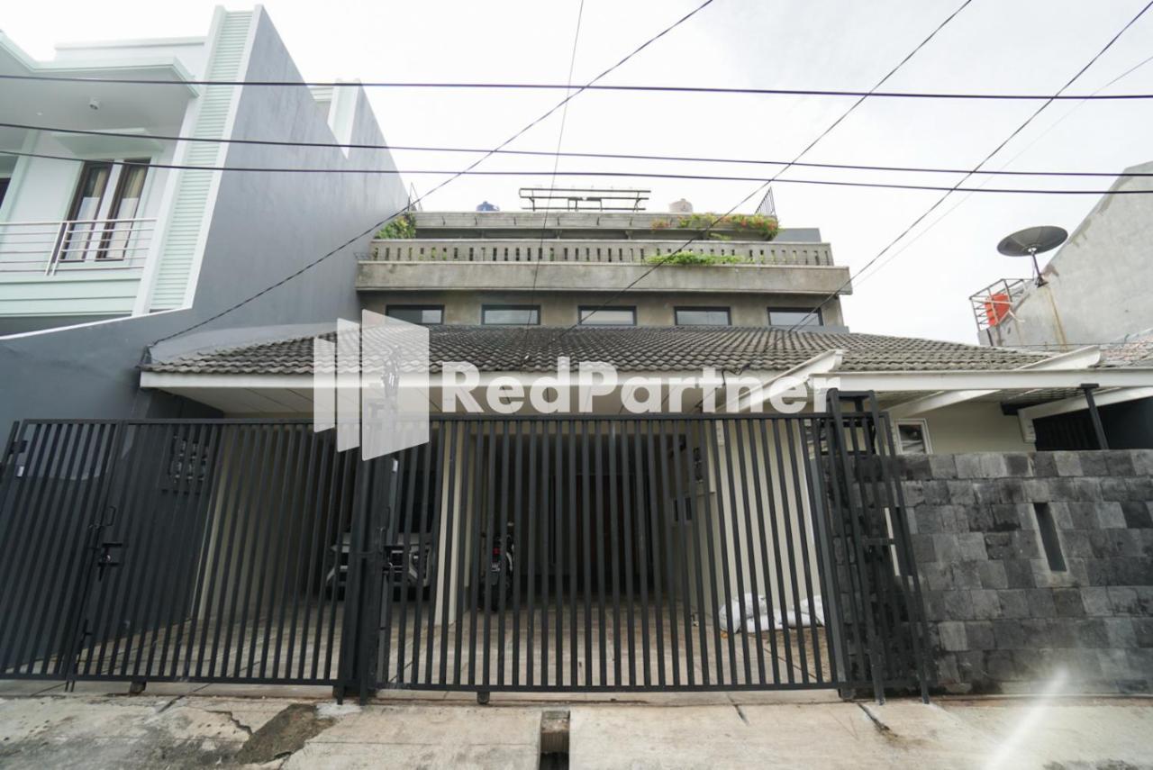 Tomang Gelong Guest House Syariah Mitra Reddoorz 자카르타 외부 사진