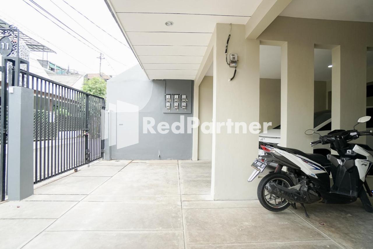 Tomang Gelong Guest House Syariah Mitra Reddoorz 자카르타 외부 사진