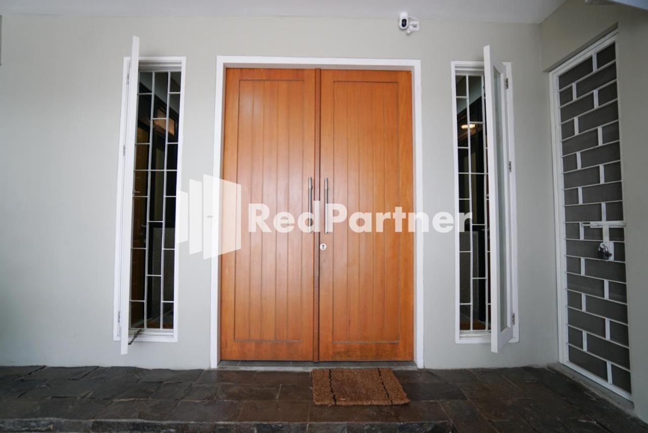 Tomang Gelong Guest House Syariah Mitra Reddoorz 자카르타 외부 사진
