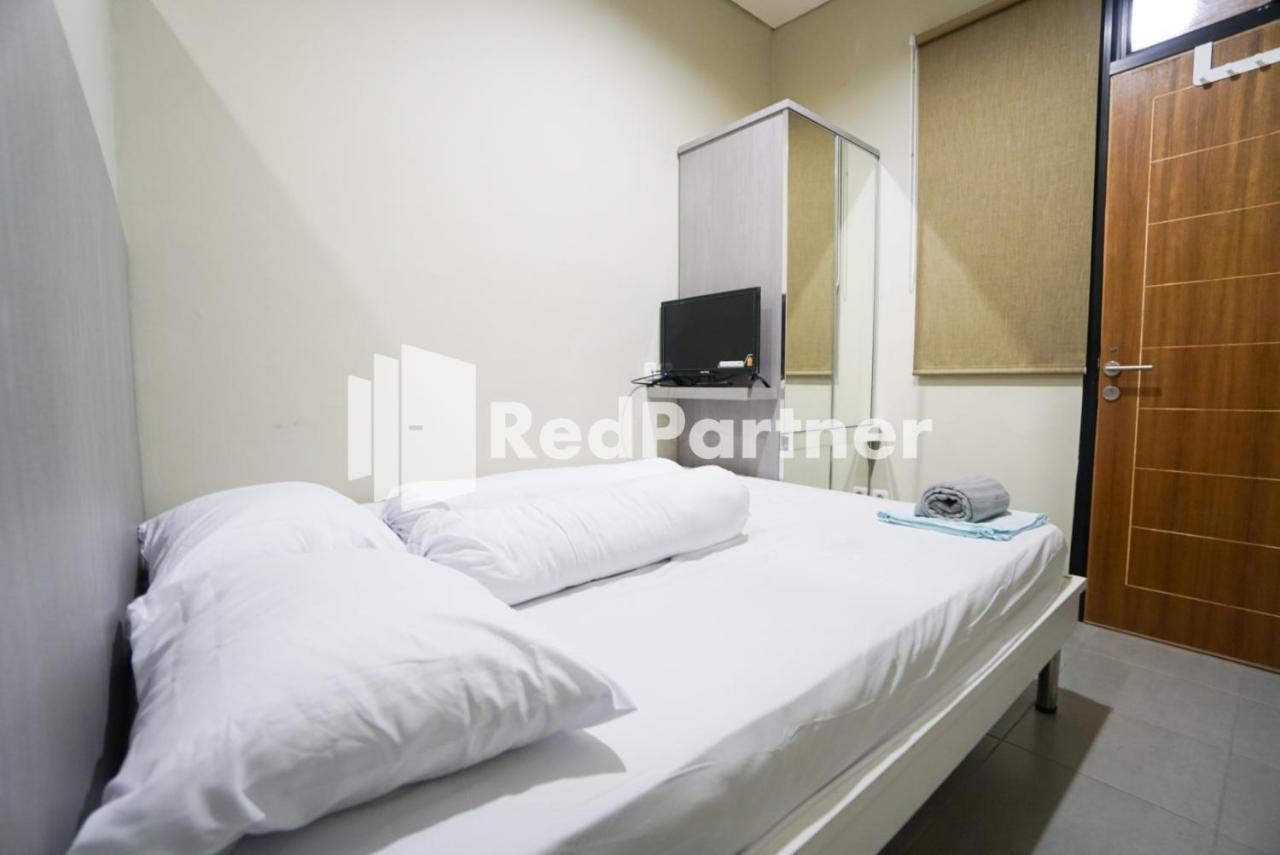 Tomang Gelong Guest House Syariah Mitra Reddoorz 자카르타 외부 사진