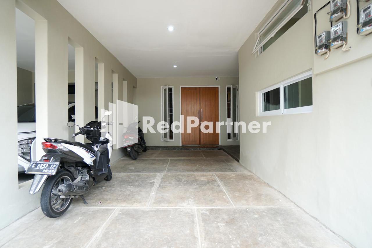 Tomang Gelong Guest House Syariah Mitra Reddoorz 자카르타 외부 사진