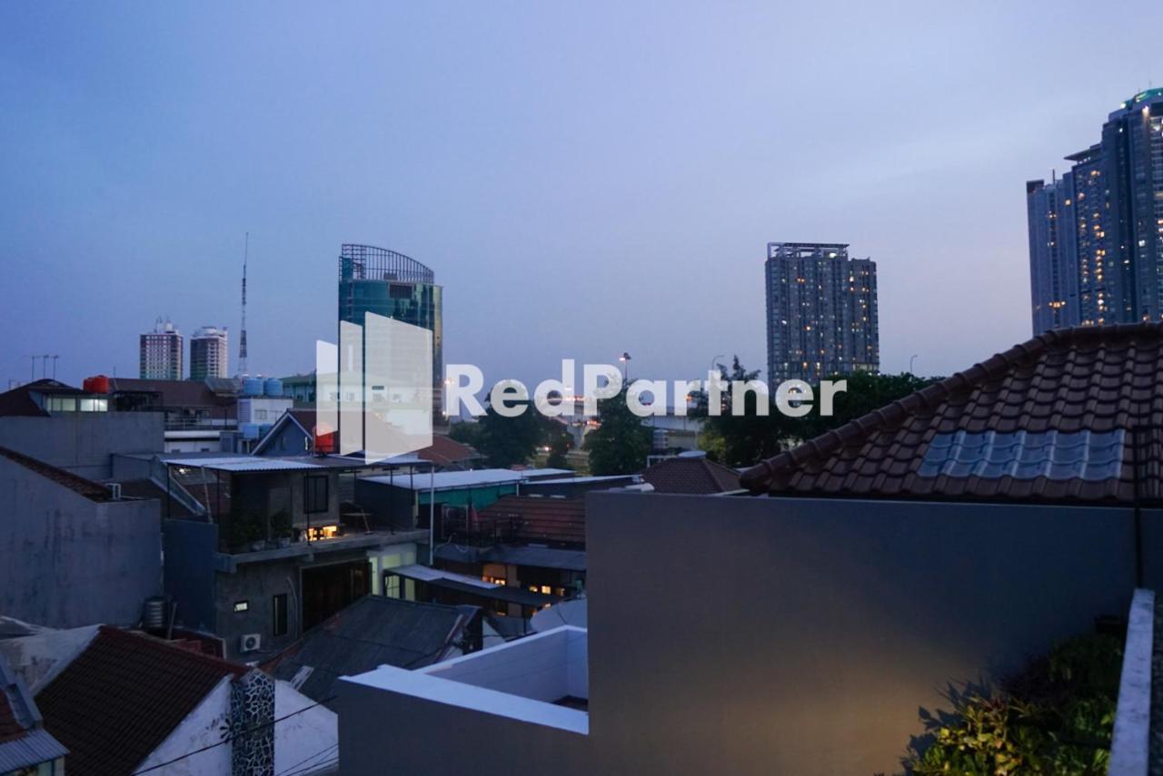 Tomang Gelong Guest House Syariah Mitra Reddoorz 자카르타 외부 사진